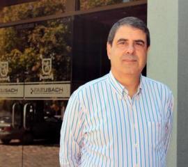 Académico FAE, Gonzalo Martner